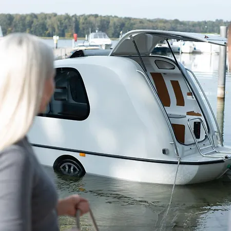 Wohlfühlboot Hausboot - Festlieger Im Hafen - Wc An Bord, Dusche An Land Botel Bad Saarow
