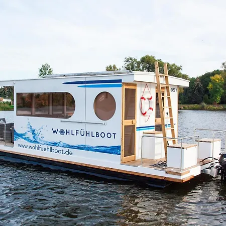Botel Wohlfühlboot Hausboot - Festlieger Im Hafen - Wc An Bord, Dusche An Land *