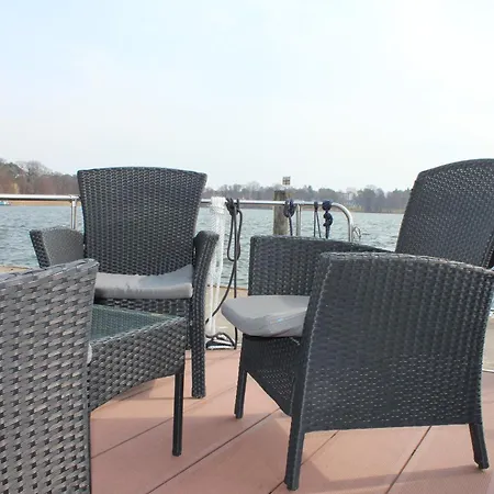 Wohlfühlboot Hausboot - Festlieger Im Hafen - Wc An Bord, Dusche An Land * Bad Saarow