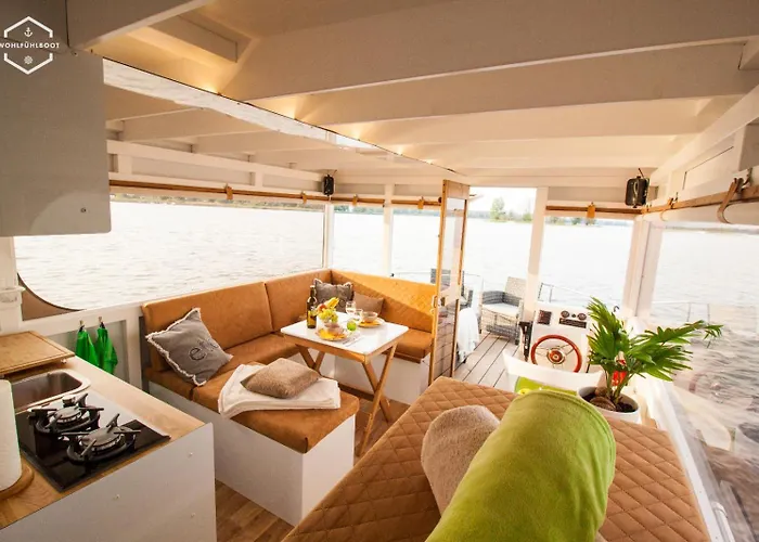 Wohlfuehlboot Hausboot - Festlieger Im Hafen - Wc An Bord, Dusche An Land