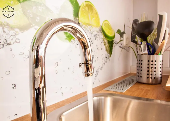 Wohlfuehlboot Hausboot - Festlieger Im Hafen - Wc An Bord, Dusche An Land * Bad Saarow