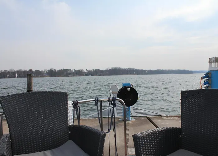 Wohlfuehlboot Hausboot - Festlieger Im Hafen - Wc An Bord, Dusche An Land Botel *