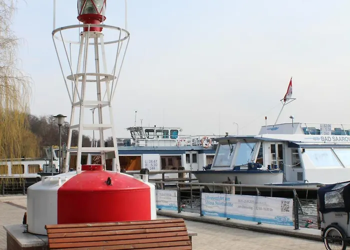 Botel Wohlfuehlboot Hausboot - Festlieger Im Hafen - Wc An Bord, Dusche An Land *